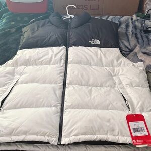 The North Face Men's Black/White 700 Puffer Vest XXL NWT